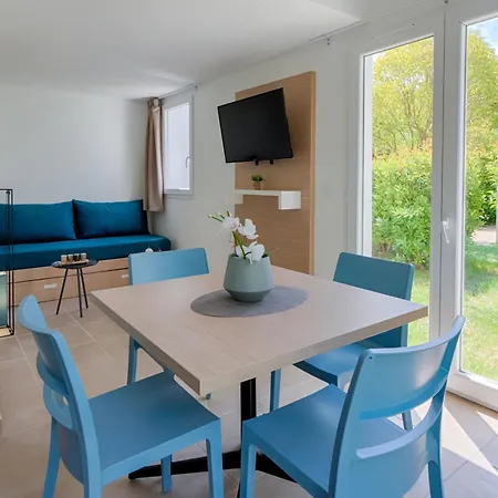Zenitude Hôtel-résidences La Napoule Village Aparthotel