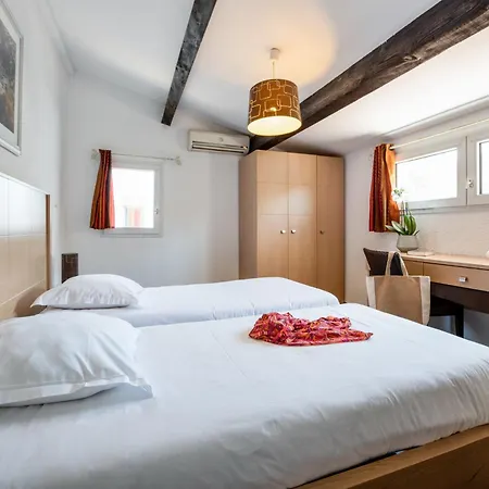 Zenitude Hôtel-résidences La Napoule Village Aparthotel 3*