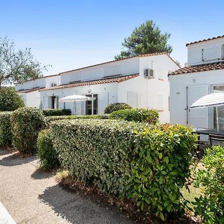 Aparthotel Zenitude Hôtel-résidences La Napoule Village Mandelieu