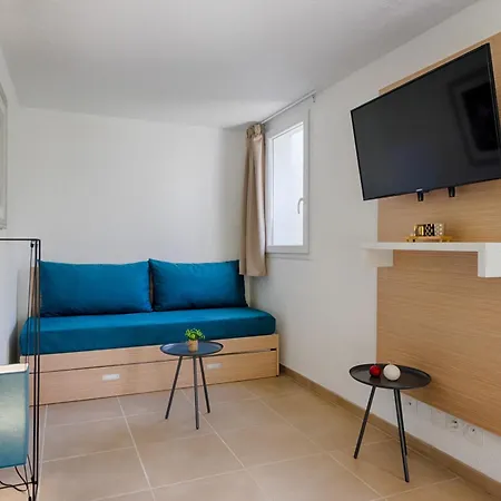 Aparthotel Zenitude Hôtel-résidences La Napoule Village